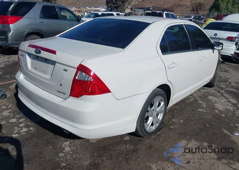 2012 Ford Fusion Se z USA, uszkodzony, nr VIN 3FAHP0HG3CR305762